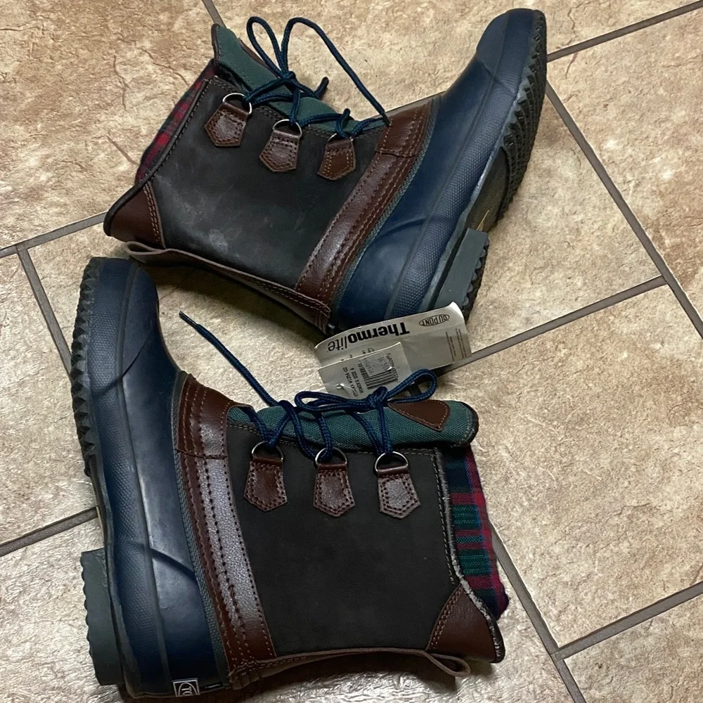 Thermolite Leather Winter Boots in Blue and Brown NWT Waterproof